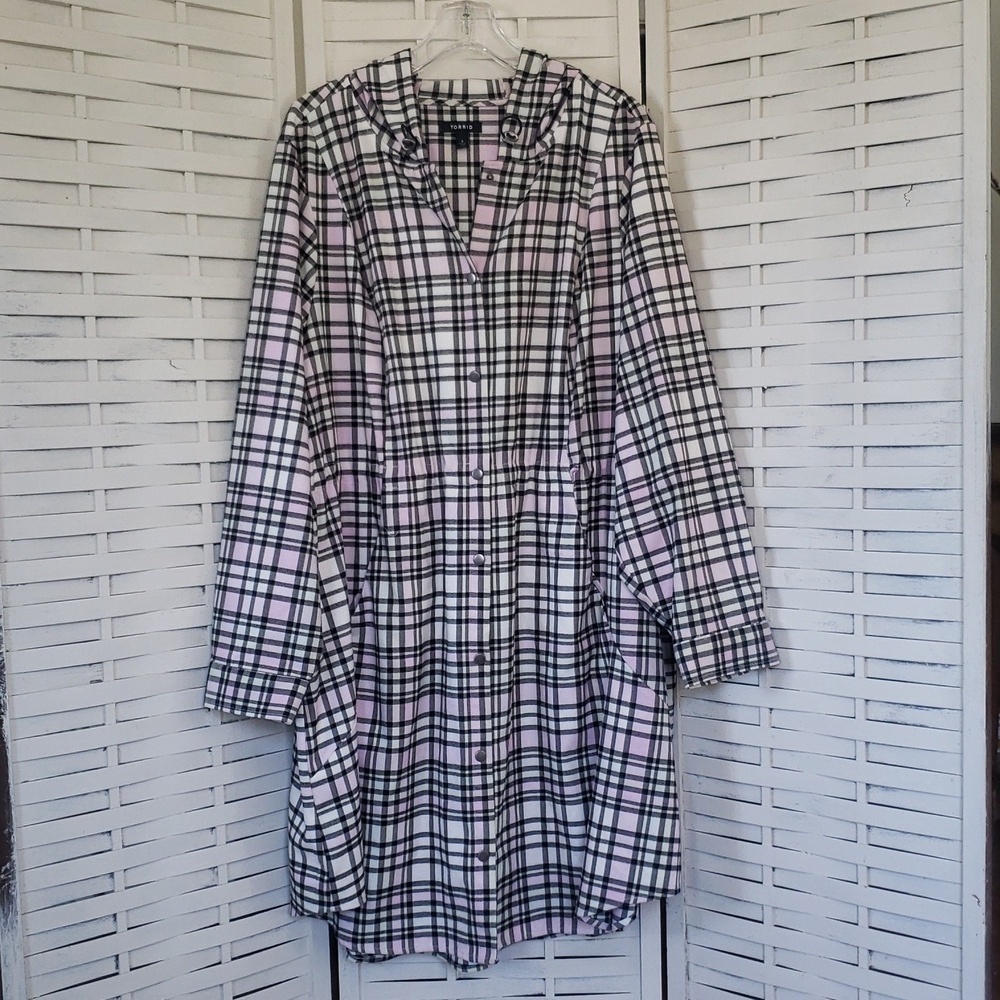 Torrid Pink and Black Plaid Hooded Long Lightweigth Jacket Size 4